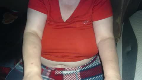 Lilly  online show from 09-29-25, 03:33