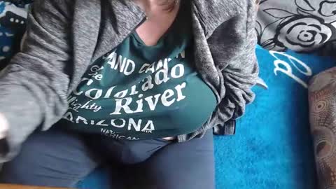 Lilly  online show from 02-26-26, 08:46