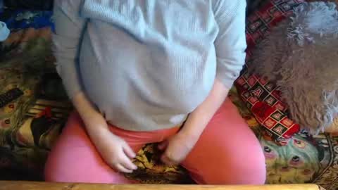 Lilly  online show from 04-09-26, 04:12