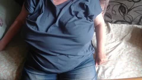 Snapshot of new_milf chatting on 05-23-26, 07:56 Lilly online show from 05-23-26, 07:56