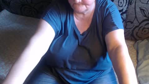 Snapshot of new_milf chatting on 05-26-26, 03:30 Lilly online show from 05-26-26, 03:30