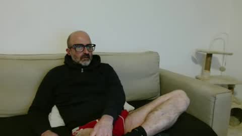 simi online show from 12-18-25, 07:31