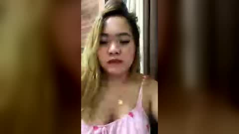Snapshot of newasiangirl4u chatting on 06-17-26, 09:23 newasiangirl4u online show from 06-17-26, 09:23
