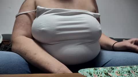 newbis666 online show from 11-02-25, 10:01