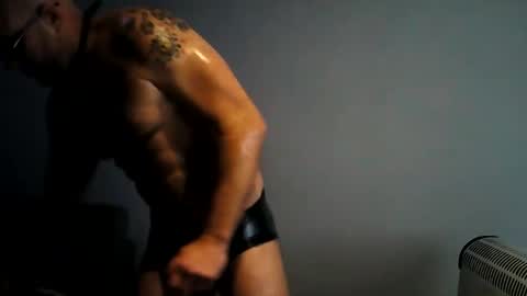 newcamboy1 online show from 01-18-26, 03:43