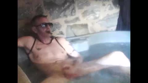 newfun11 online show from 11-04-25, 05:23