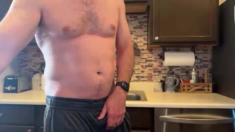 Snapshot of newguy_097 chatting on 11-29-25, 11:41 newguy_097 online show from 11-29-25, 11:41