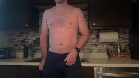 Snapshot of newguy_097 chatting on 01-11-26, 02:33 newguy_097 online show from 01-11-26, 02:33