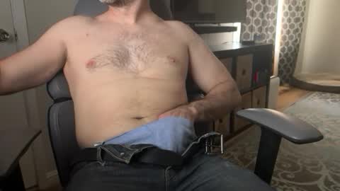 Snapshot of newguy_097 chatting on 01-14-26, 09:42 newguy_097 online show from 01-14-26, 09:42