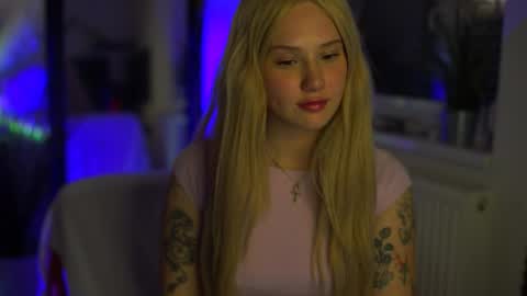 Snapshot of newkitty_18 chatting on 03-13-26, 10:49 Nika online show from 03-13-26, 10:49