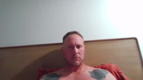 Snapshot of newportman1030 chatting on 12-24-24, 02:10 amandandhisgirl online show from 12-24-24, 02:10