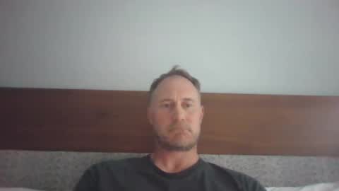 Snapshot of newportman1030 chatting on 02-12-25, 11:30 amandandhisgirl online show from 02-12-25, 11:30