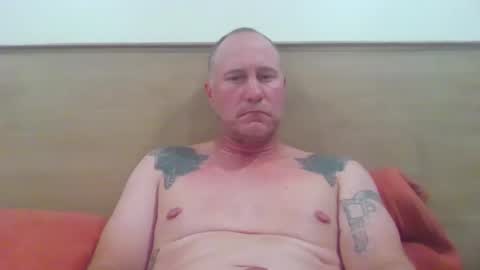 Snapshot of newportman1030 chatting on 11-09-25, 01:37 amandandhisgirl online show from 11-09-25, 01:37