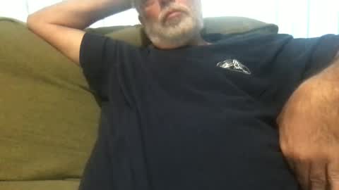 Snapshot of newtman68 chatting on 10-06-25, 09:34 newtman68 online show from 10-06-25, 09:34