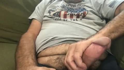 Snapshot of newtman68 chatting on 10-22-25, 04:07 newtman68 online show from 10-22-25, 04:07