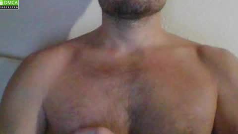 Snapshot of newtyguy90 chatting on 12-18-25, 05:30 newtyguy90 online show from 12-18-25, 05:30