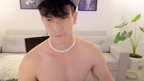   online show from 07-06-26, 10:01