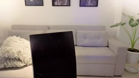  online show from 07-25-26, 09:01