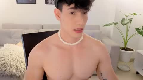   online show from 07-26-26, 08:38