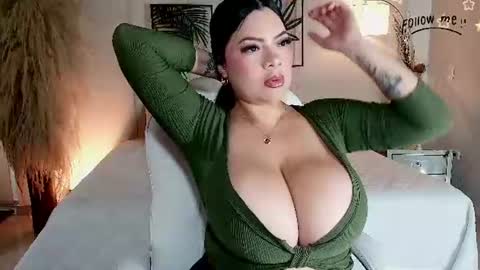 Sandra online show from 07-16-26, 12:00