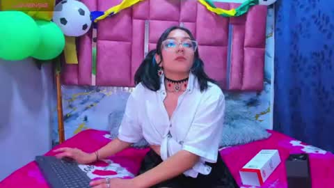 nezukoks online show from 07-21-26, 03:20