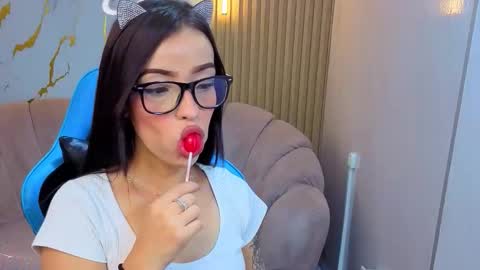 Snapshot of nhoa_b chatting on 03-03-26, 08:04 nhoa_b online show from 03-03-26, 08:04