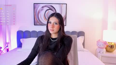 Nia online show from 11-14-25, 07:01