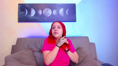 Snapshot of nia_stark chatting on 12-30-24, 11:59 Estefani online show from 12-30-24, 11:59