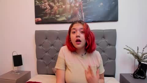 Snapshot of nia_stark chatting on 03-02-25, 03:34 Estefani online show from 03-02-25, 03:34