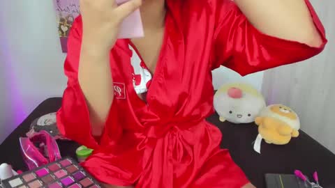  Nia  online show from 10-06-25, 04:04