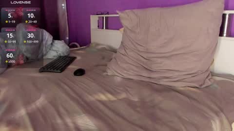 Snapshot of nicablueeyes chatting on 03-08-25, 02:34 Nica online show from 03-08-25, 02:34