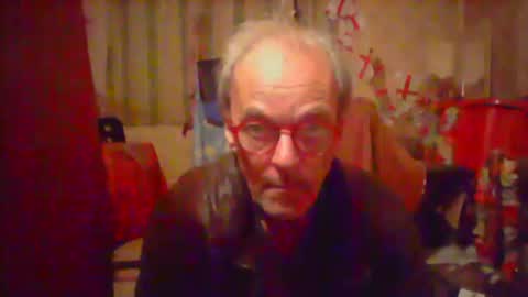 Snapshot of nice6body chatting on 10-12-25, 12:31 nice6body online show from 10-12-25, 12:31