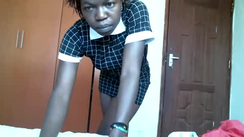 Snapshot of niceass_95 chatting on 02-25-25, 10:15 gabby online show from 02-25-25, 10:15