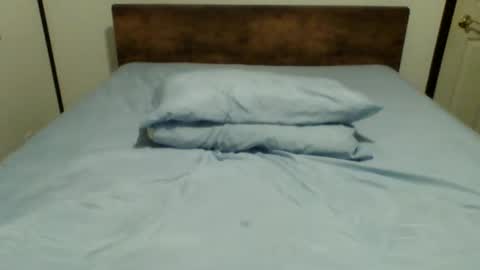 Snapshot of nicedickguy98 chatting on 01-21-25, 05:05 Ava Angel online show from 01-21-25, 05:05