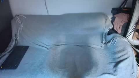 Snapshot of nicedoru chatting on 10-12-25, 05:28 nicedoru online show from 10-12-25, 05:28