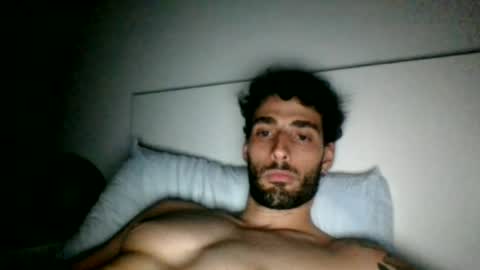 Snapshot of nicegguy9826 chatting on 07-07-26, 04:37 nicegguy9826 online show from 07-07-26, 04:37