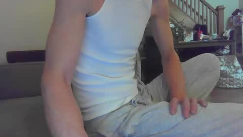Snapshot of niceguyandrew chatting on 12-17-24, 10:32 Andrew online show from 12-17-24, 10:32
