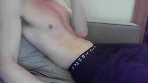 Snapshot of niceguyandrew chatting on 01-10-26, 09:52 Andrew online show from 01-10-26, 09:52