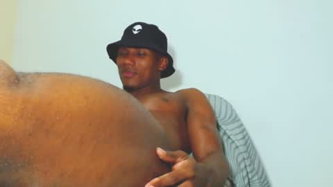 NICHOLAS online show from 01-24-25, 08:22