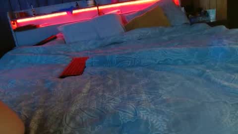 Snapshot of nichythixxx chatting on 04-16-26, 12:06 nichythixxx online show from 04-16-26, 12:06