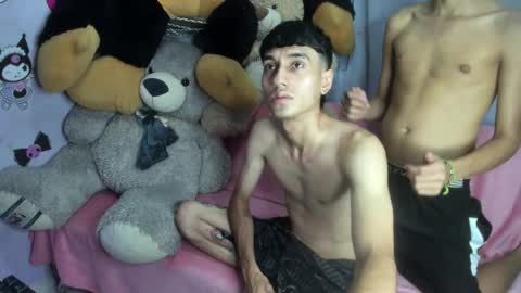 Snapshot of nick_damon chatting on 02-10-26, 11:09 Nick online show from 02-10-26, 11:09