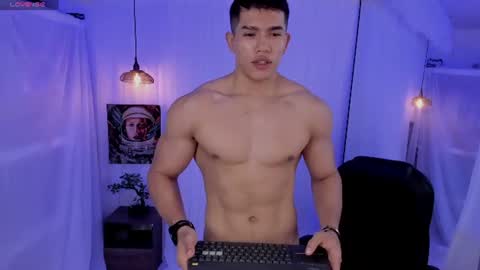 nick fenix online show from 06-17-26, 04:08