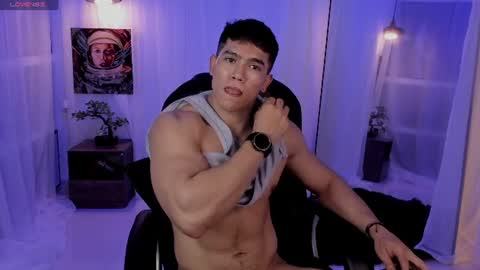 nick fenix online show from 07-31-26, 02:11
