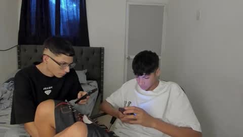 Snapshot of nick_master2 chatting on 03-06-26, 07:54 nick_master2 online show from 03-06-26, 07:54