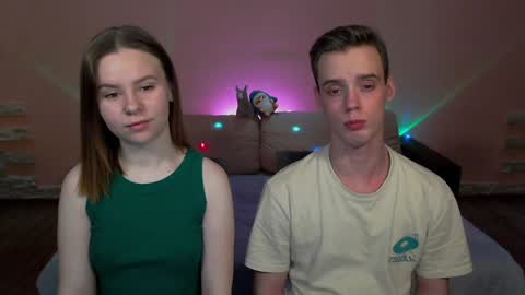 nick and molly online show from 12-19-24, 05:08