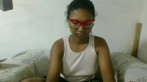 nickiqqyuu online show from 07-14-26, 12:11