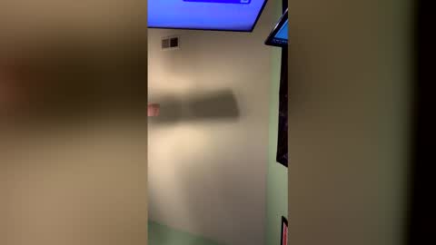 Snapshot of nickjohnson2000 chatting on 03-16-26, 06:28 nickjohnson2000 online show from 03-16-26, 06:28