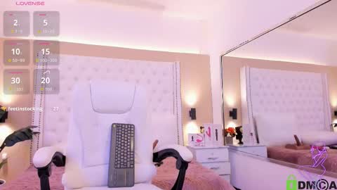 nickky online show from 11-19-25, 01:55