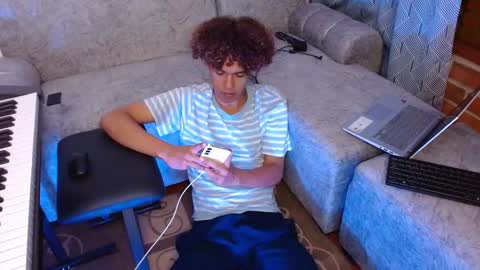Snapshot of nickolas_moon chatting on 01-16-25, 03:56 Nickolas Muoz online show from 01-16-25, 03:56