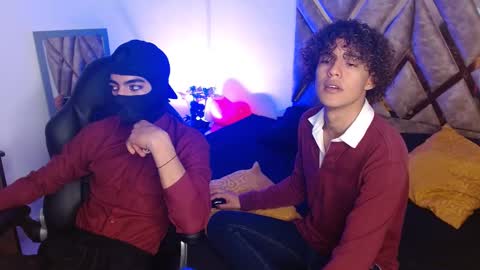 Snapshot of nickolas_moon chatting on 02-22-25, 06:52 Nickolas Muoz online show from 02-22-25, 06:52